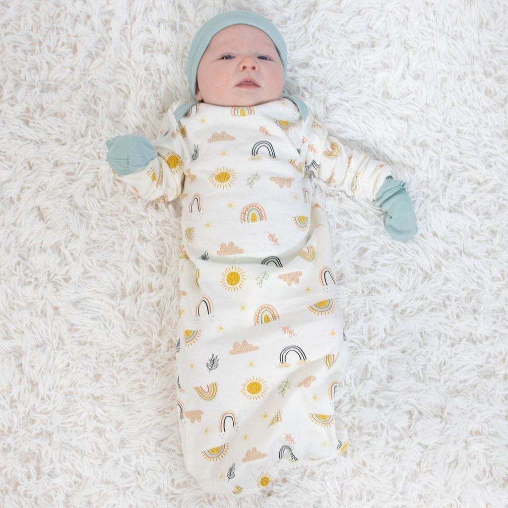 The Peanutshell Newborn Layette Gift Set for Baby Boys or Baby Girls, Sunny Side Up, 16 Essential Pieces, 0-3 Months