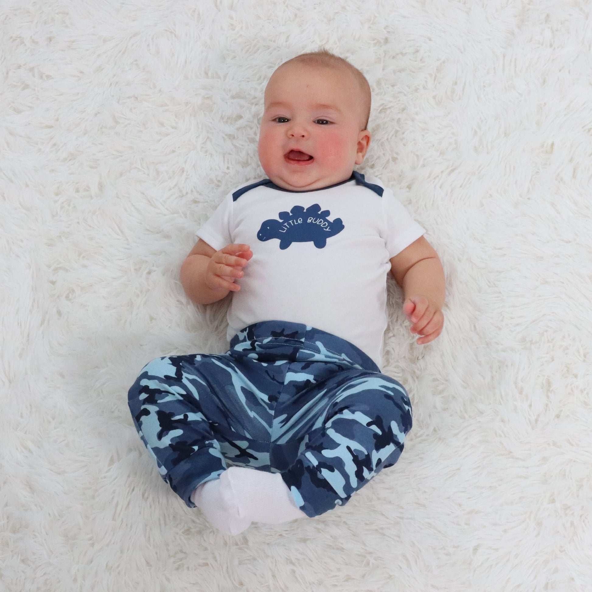 The Peanutshell Newborn Layette Gift Set for Baby Boys or Girls, 23 Piece Essentials, Blue Stars, Stripes, and Animals, 0-3 Months